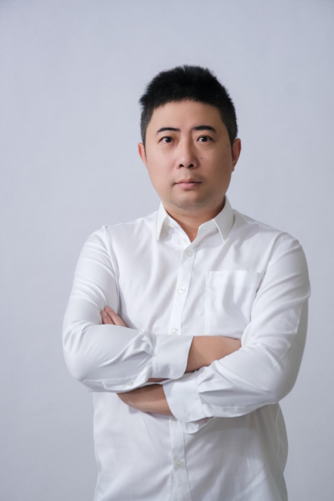 岳厚辰.JPG